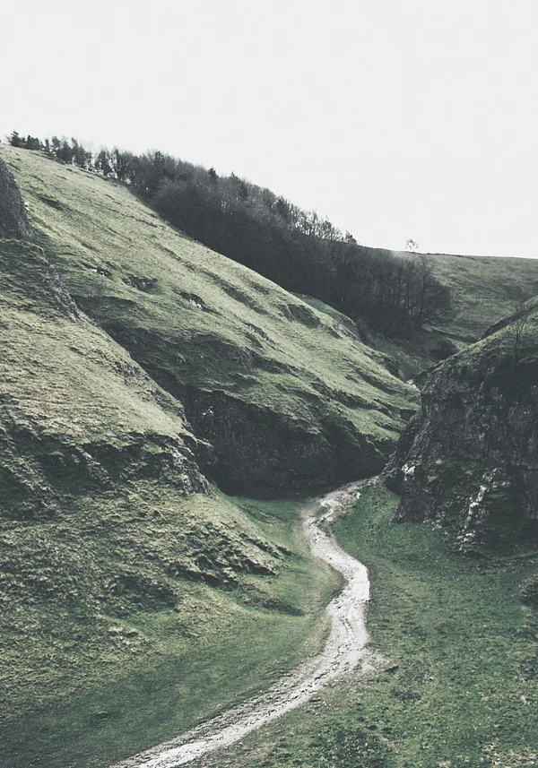 Górski samotny szlak